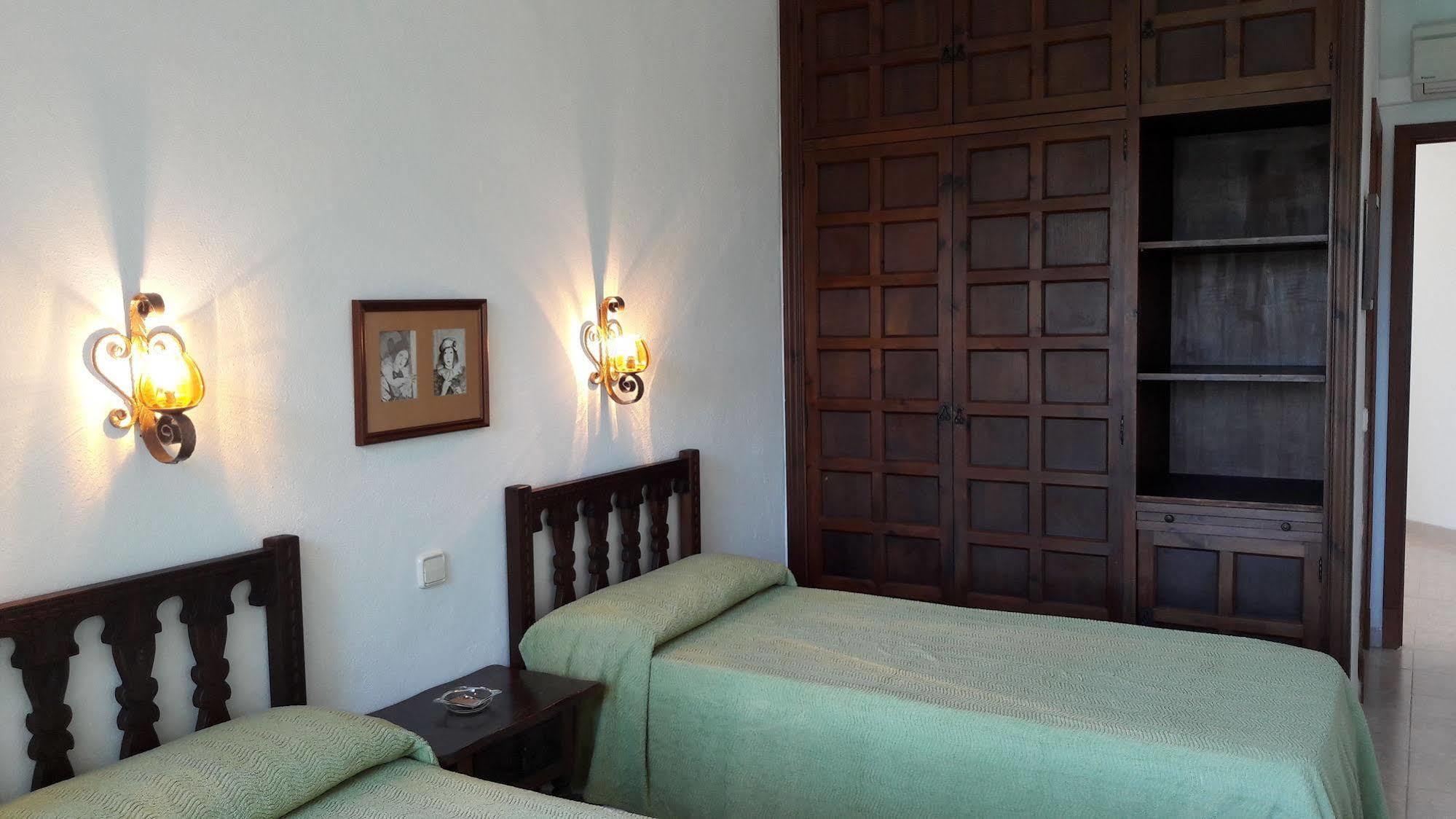 Hostal Palmaria Santanyí Extérieur photo